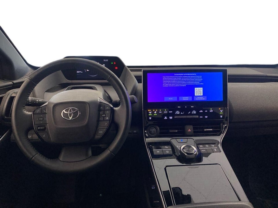 Toyota bZ4X Executive 5d