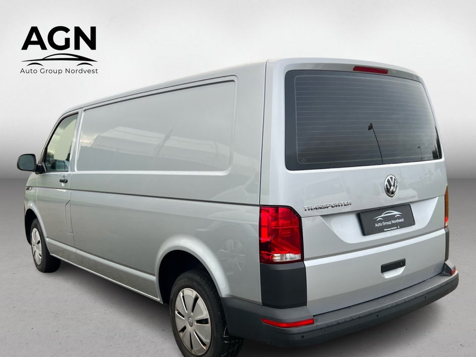 VW Transporter 2,0 TDi 150 Kassevogn DSG lang