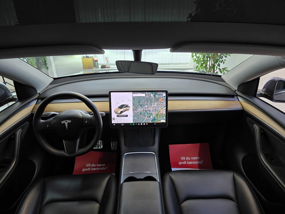 Tesla Model Y Long Range AWD 5d