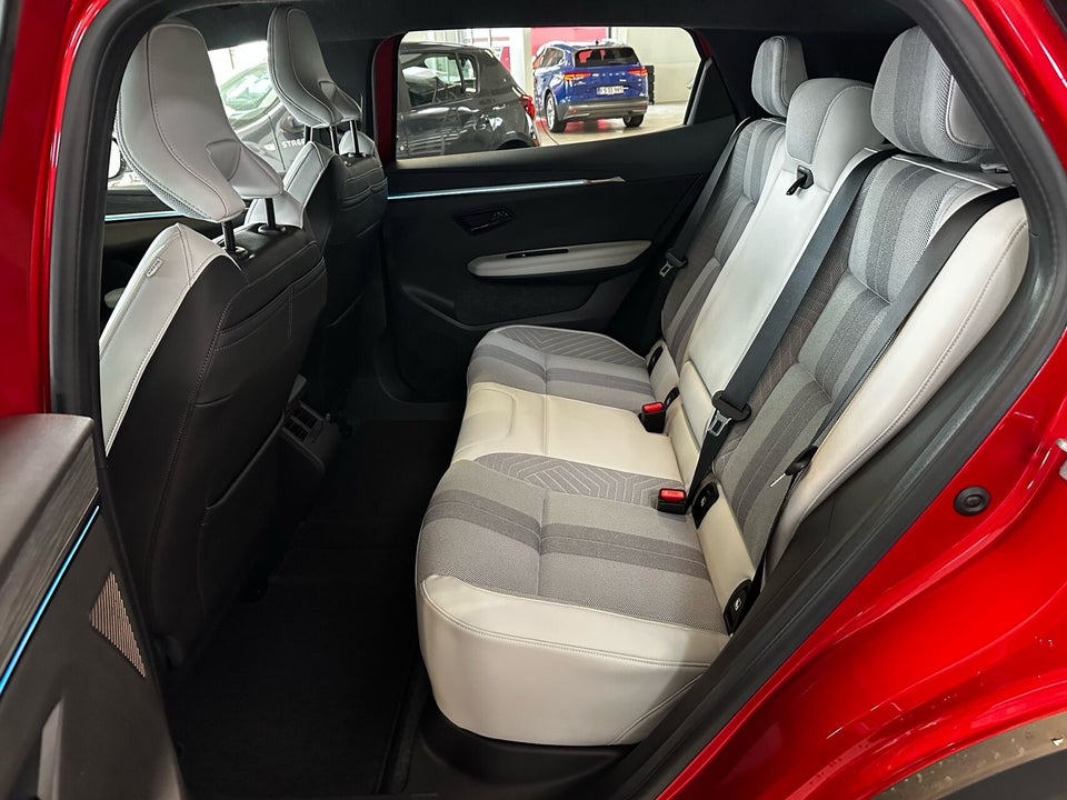 Renault Scenic E-Tech 87 Iconic 5d