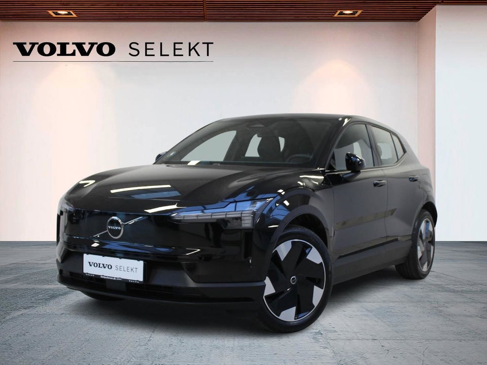 Volvo EX30 Extended Range Plus 5d