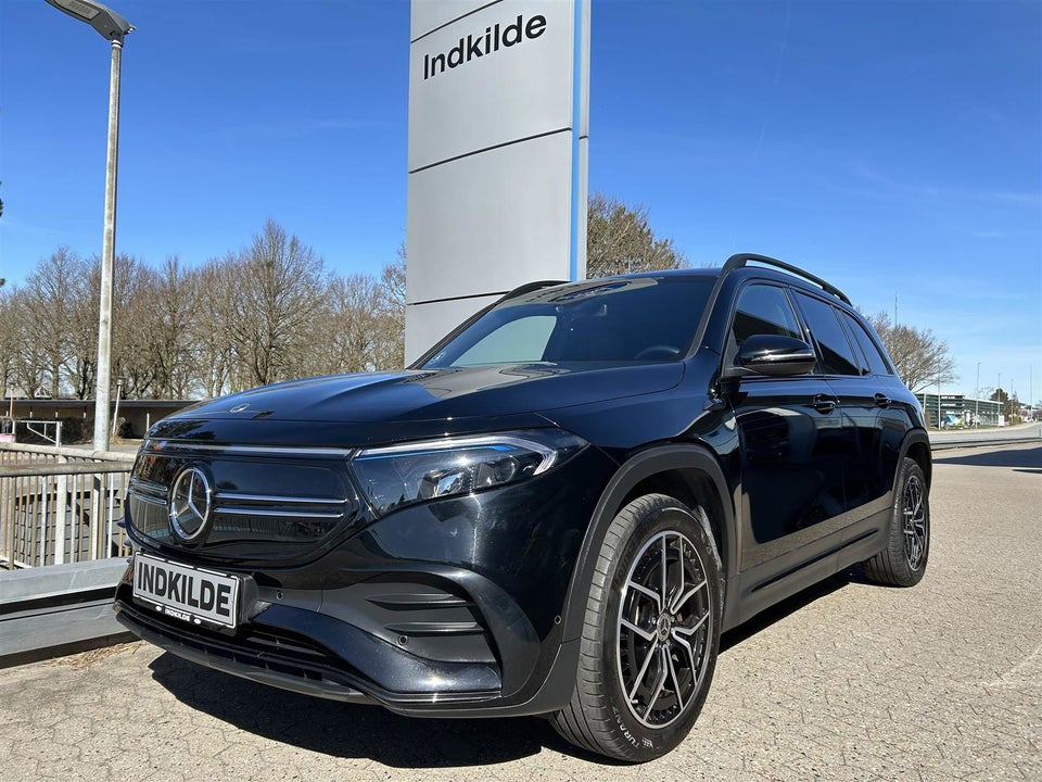 Mercedes EQB300 AMG Line 4Matic 5d