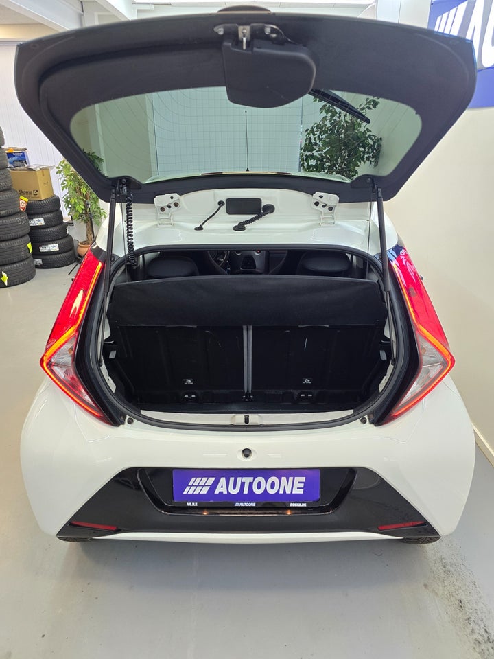 Toyota Aygo 1,0 VVT-i x-cite 5d