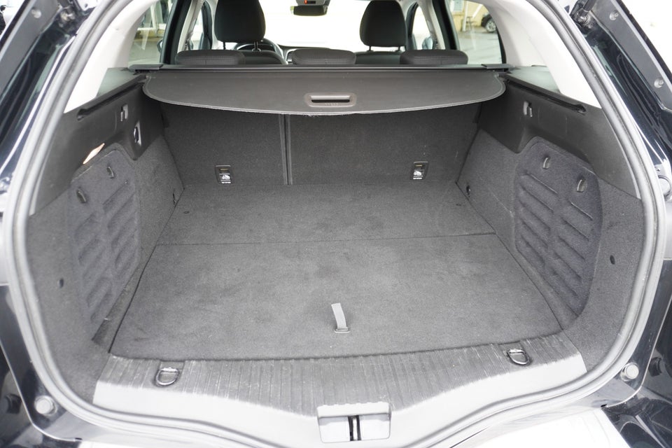 Renault Megane IV 1,6 E-Tech Zen Sport Tourer 5d