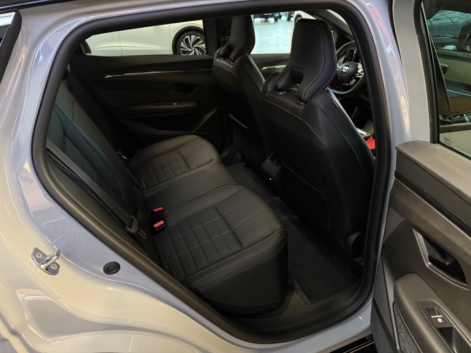 Renault Megane E-Tech 60 Iconic 5d