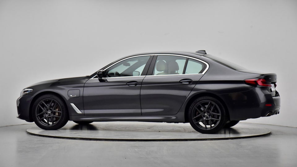 BMW 545e 3,0 M-Sport xDrive aut. 4d