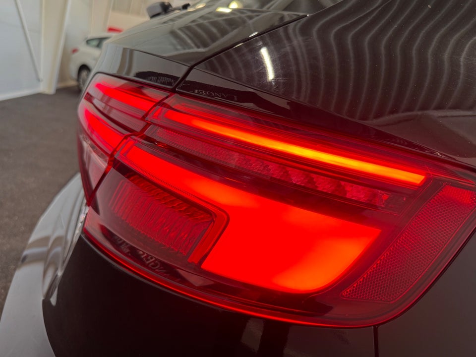 Audi A3 40 TFSi S-line Sport S-tr. 5d