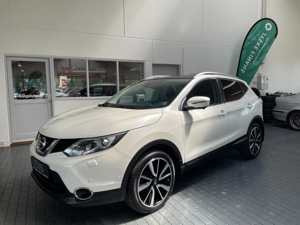 Nissan Qashqai 1,6 dCi 130 Tekna X-tr. 5d