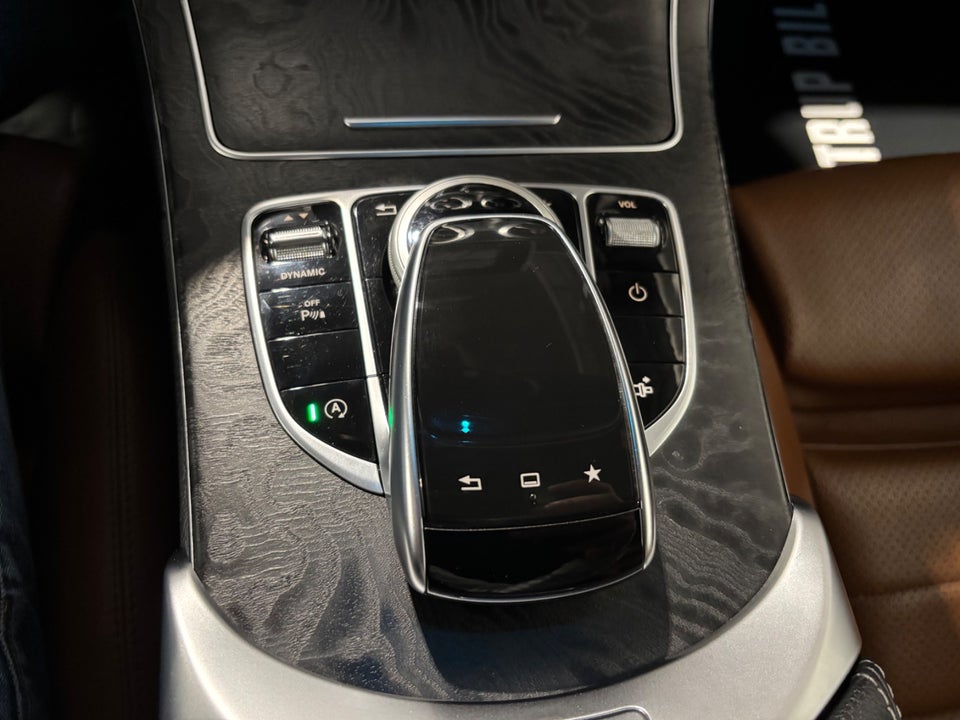 Mercedes C180 1,6 AMG Line Coupé aut. 2d