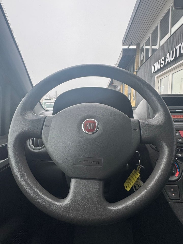 Fiat Panda 1,2 69 Dynamic 5d