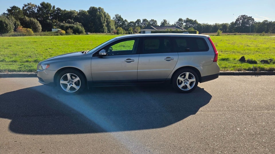 Volvo V70 2,0 D Momentum 5d