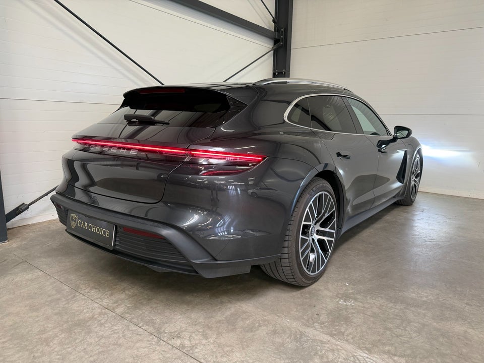 Porsche Taycan Sport Turismo 5d