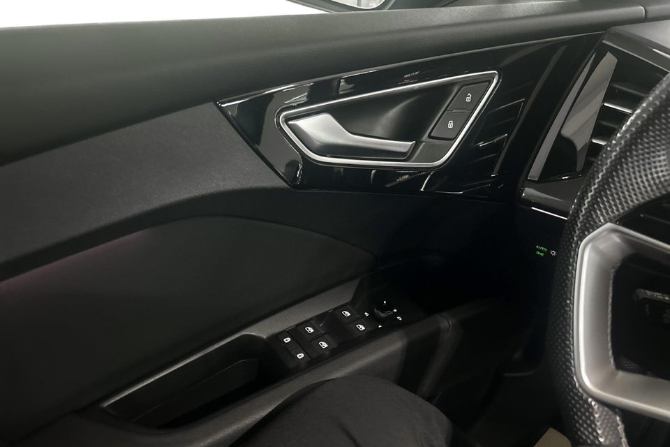 Audi Q4 e-tron 40 Attitude 5d
