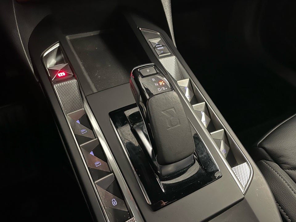 DS DS 3 CrossBack 50 E-Tense Elegance 5d