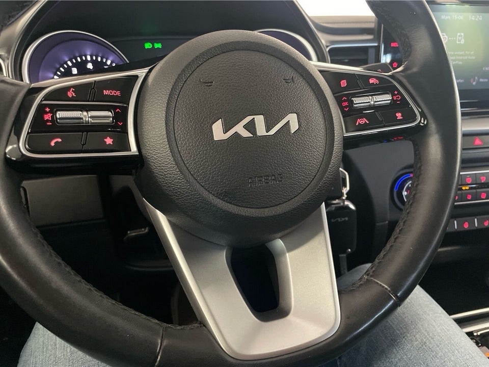 Kia Ceed 1,5 T-GDi Prestige SW DCT 5d