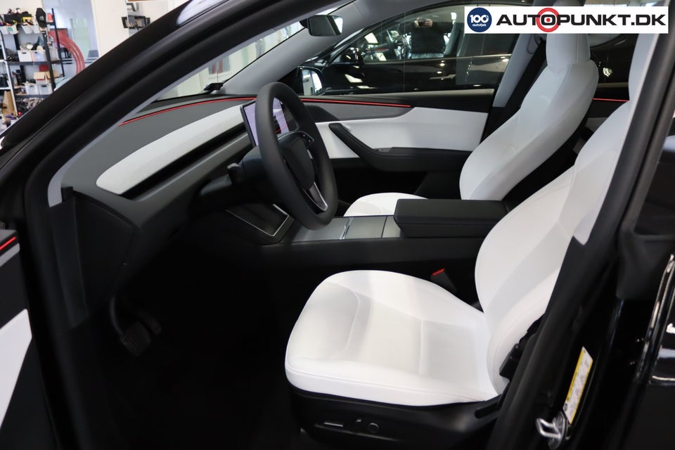 Tesla Model Y Long Range AWD 5d