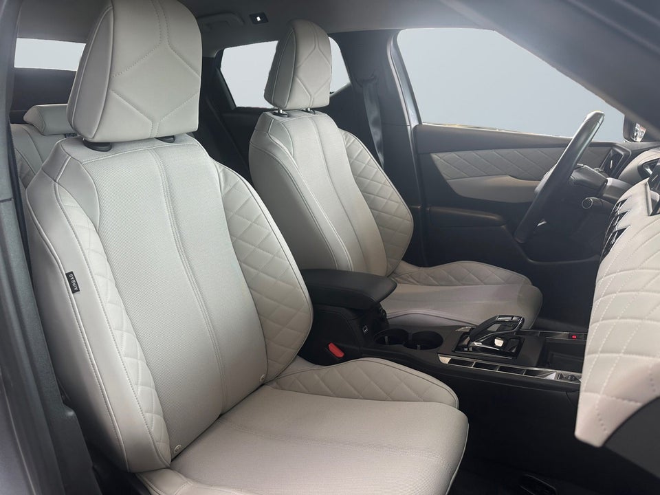 DS DS 3 CrossBack 50 E-Tense Chic 5d