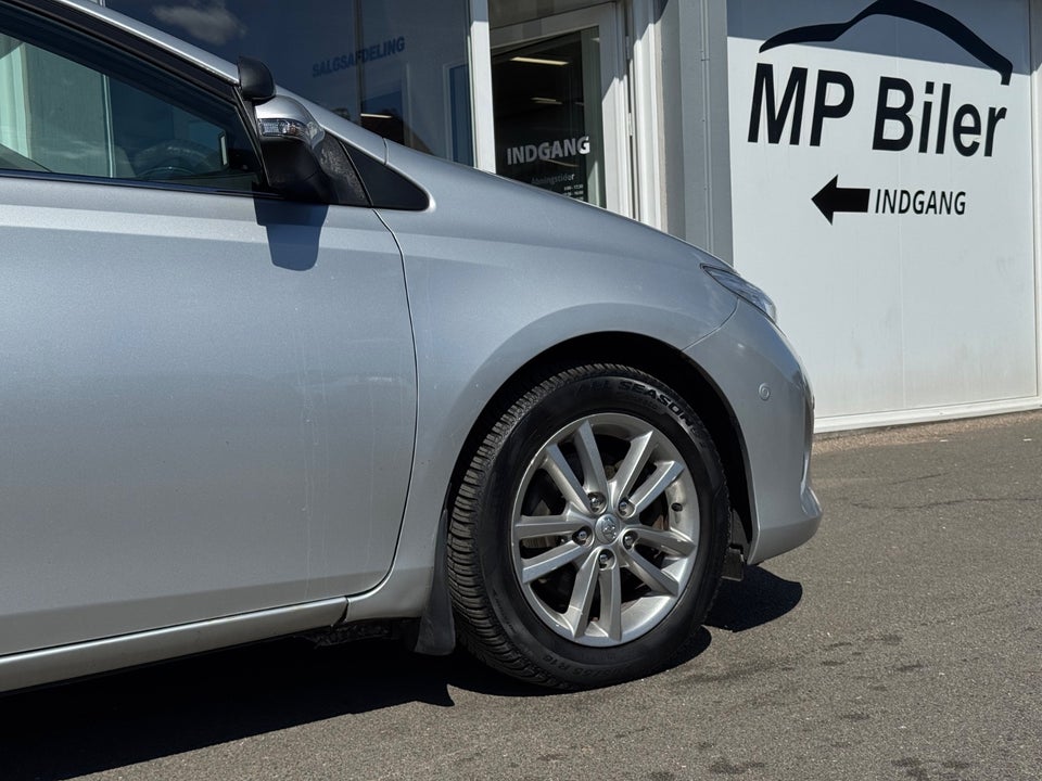 Toyota Auris 2,0 D-4D T2 5d