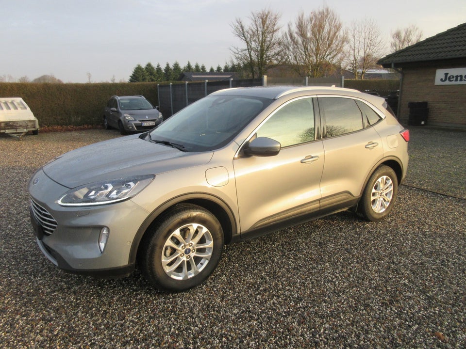 Ford Kuga 2,5 HEV ST-Line X CVT 5d