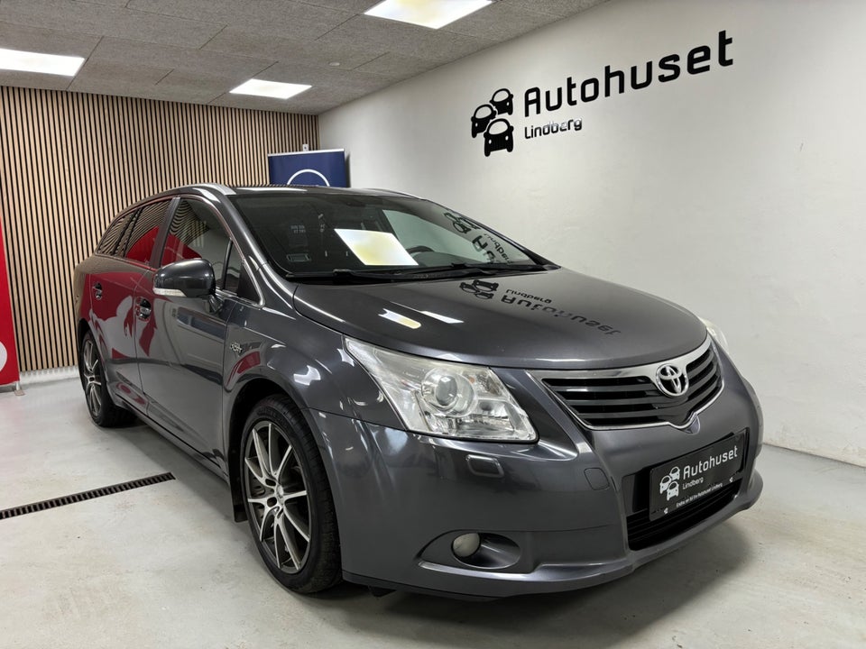 Toyota Avensis 2,2 D-CAT 150 T3 stc. aut. 5d