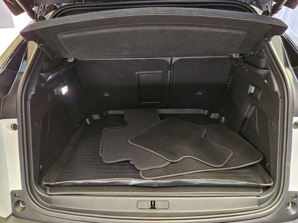 Peugeot 3008 1,6 Hybrid4 GT Pack EAT8 5d