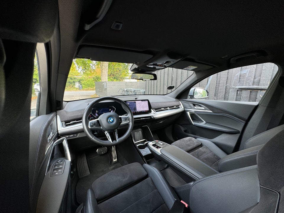 BMW iX2 xDrive30 M-Sport 5d