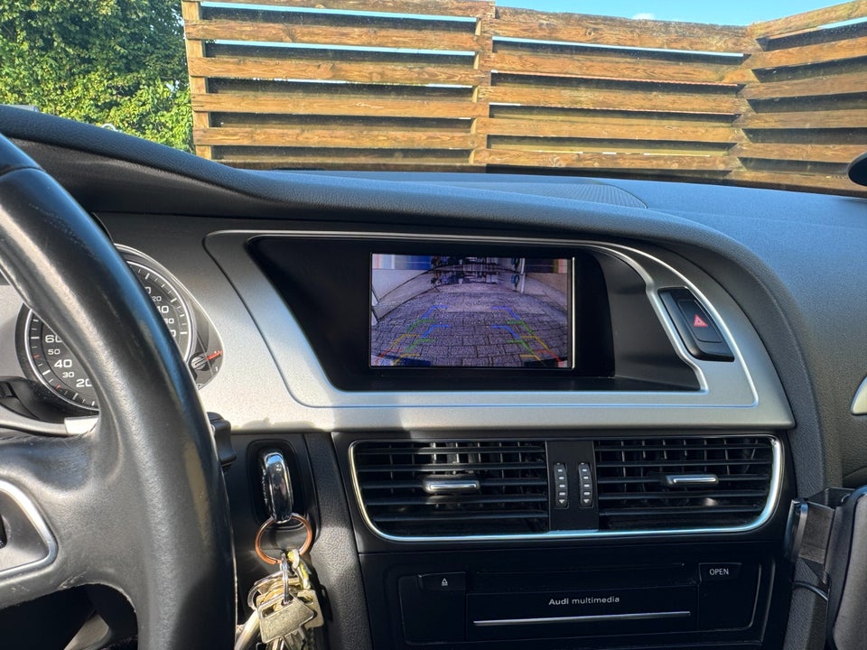 Audi A4 2,0 TDi 143 Avant Multitr. 5d