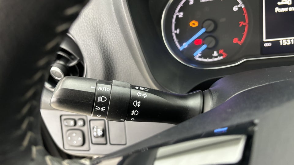 Toyota Yaris 1,5 VVT-iE T2 Limited 5d