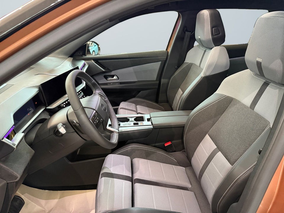 Opel Grandland-e 73 GS 5d