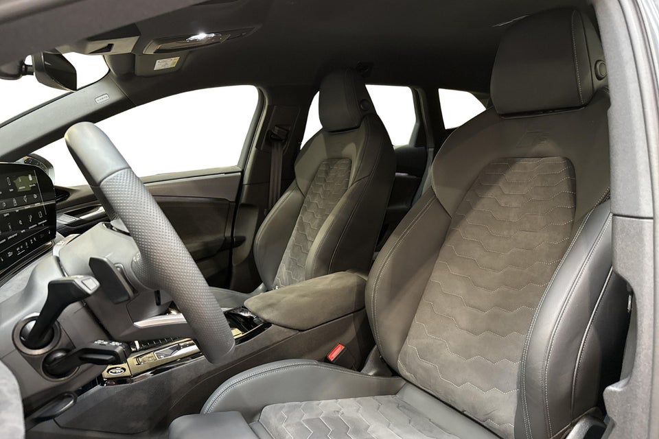 Audi A6 e-tron S-line plus Avant 5d