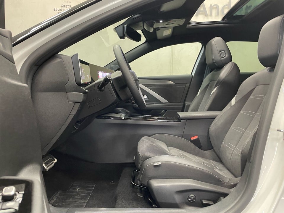 Opel Astra-e 54 Ultimate 5d