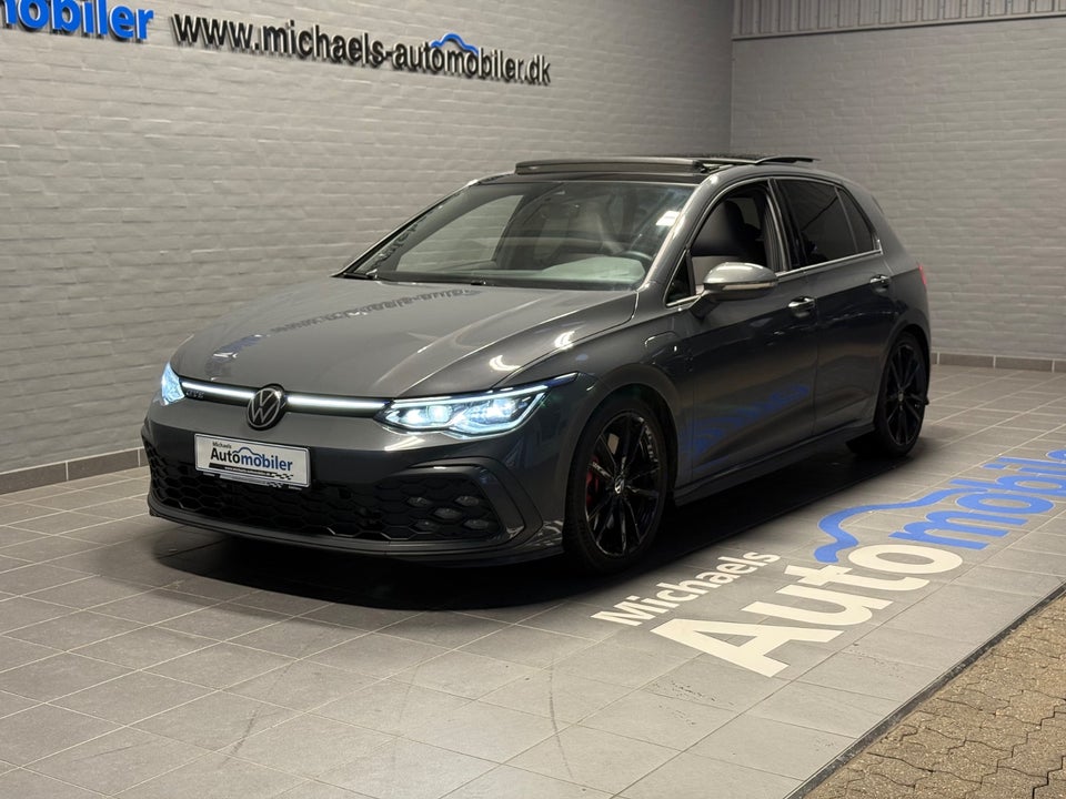 VW Golf VIII 1,4 GTE DSG 5d