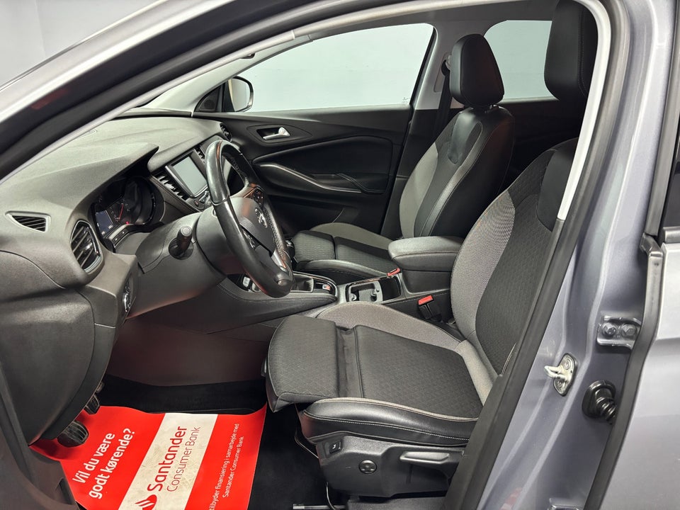 Opel Grandland X 1,2 T 130 Enjoy 5d