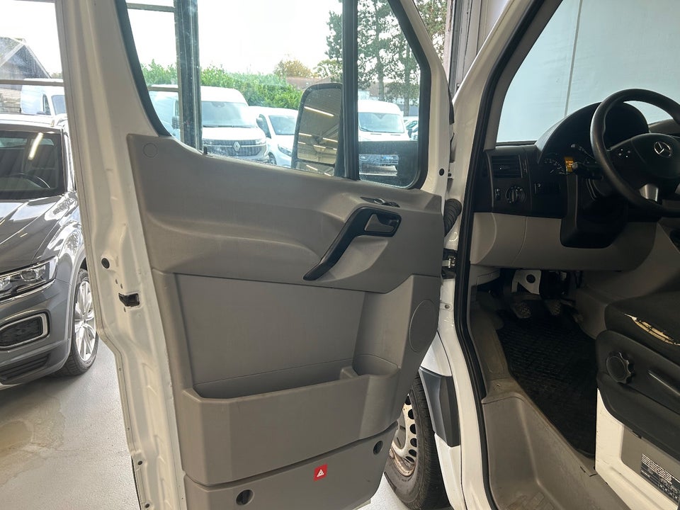 Mercedes Sprinter 316 2,2 CDi R2 Alukasse m/lift 2d