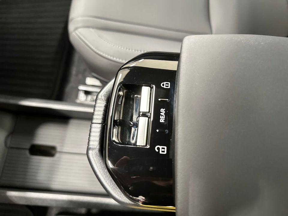 Volvo EX30 Extended Range Ultra 5d