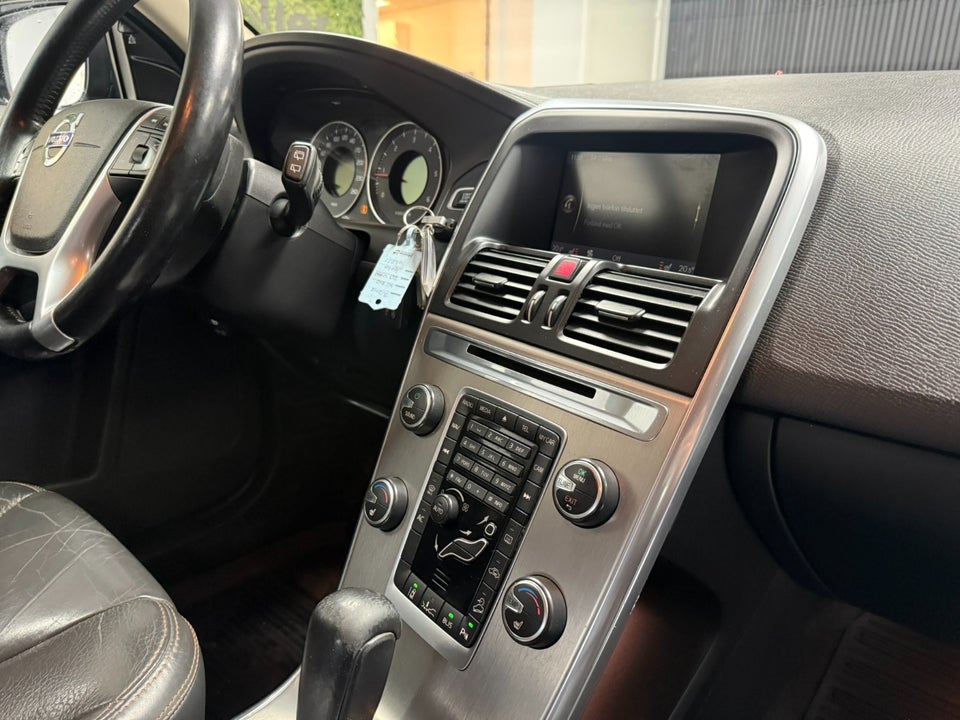 Volvo XC60 2,0 D3 136 Kinetic aut. Van 5d