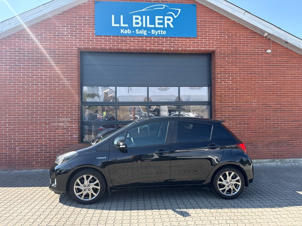 Toyota Yaris 1,5 Hybrid H2 Style e-CVT 5d