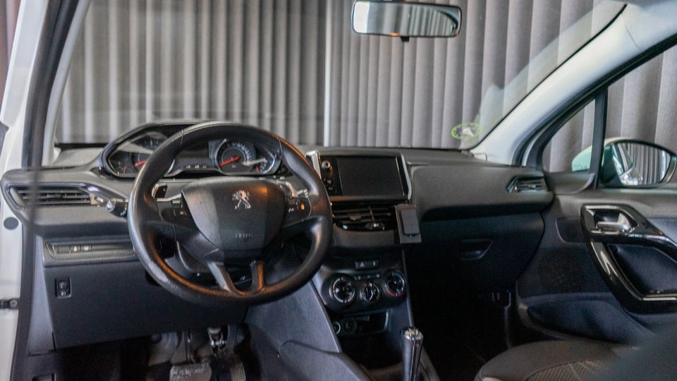 Peugeot 208 1,4 e-HDi 68 Access ESG 5d