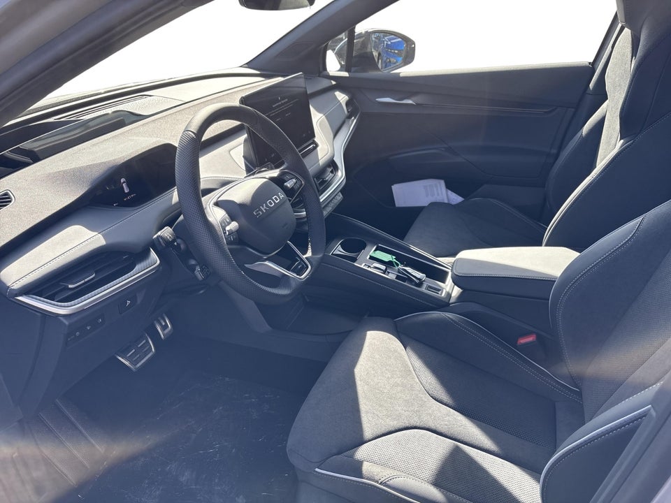 Skoda Elroq 85 iV Sportline 5d