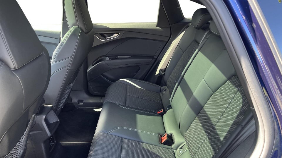 Audi Q4 e-tron 40 S-line Sportback 5d