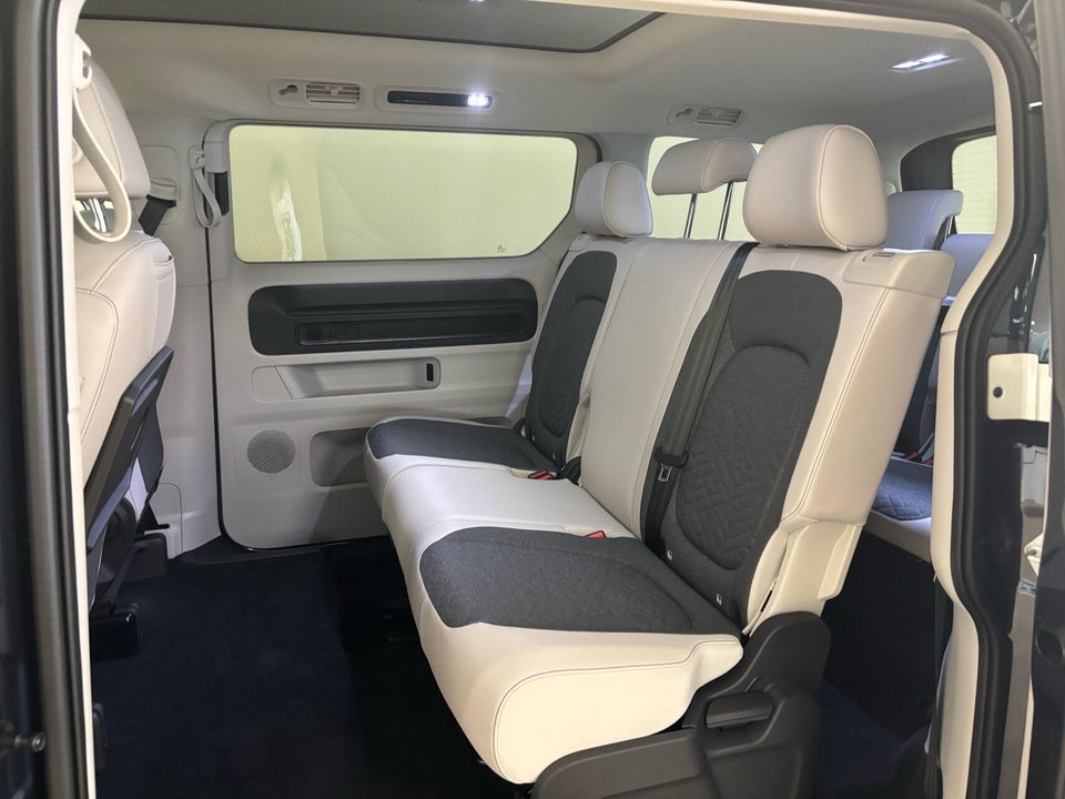 VW ID.Buzz 86 Style 7prs LWB 5d