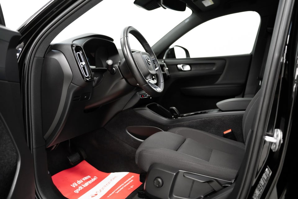 Volvo XC40 P6 ReCharge Core 5d