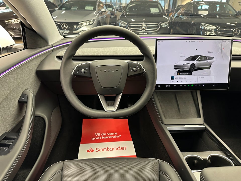 Tesla Model 3 RWD 4d