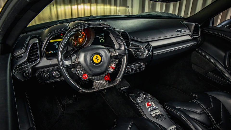 Ferrari 458 4,5 Spider DCT 2d