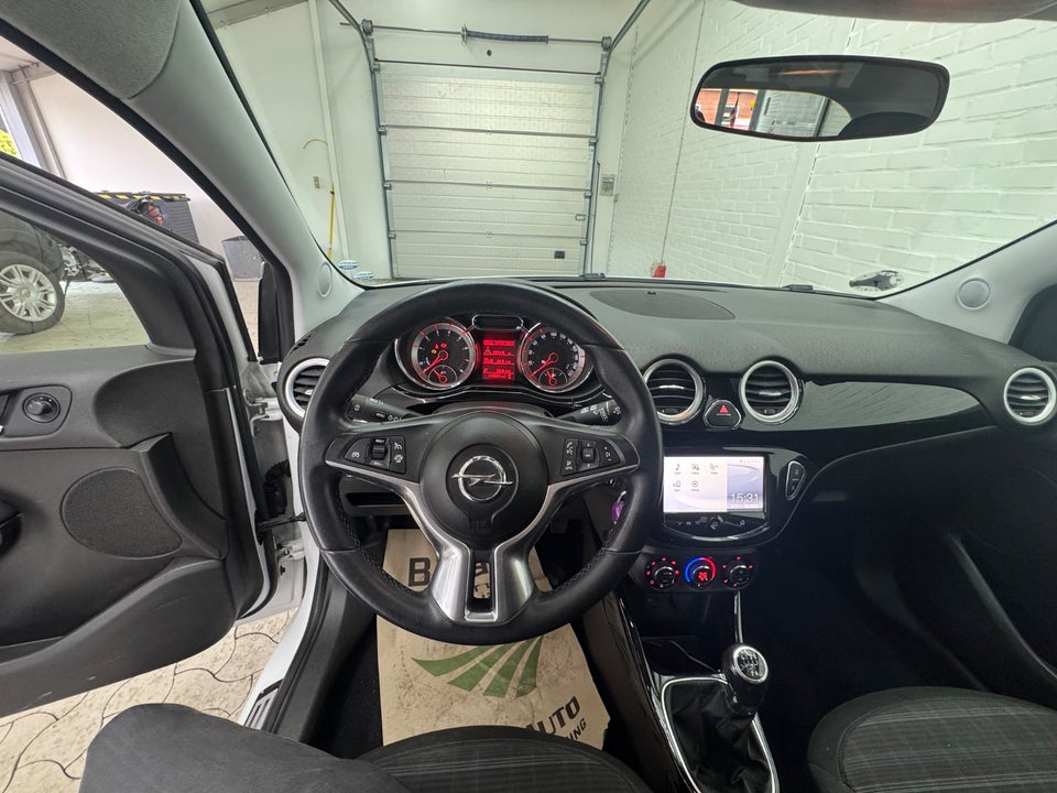 Opel Adam 1,4 87 Glam 3d