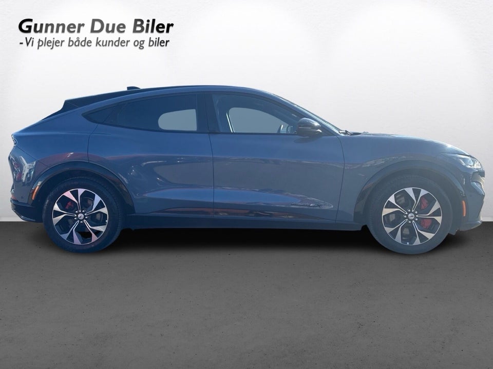 Ford Mustang Mach-E 91 Premium Extended Range AWD 5d