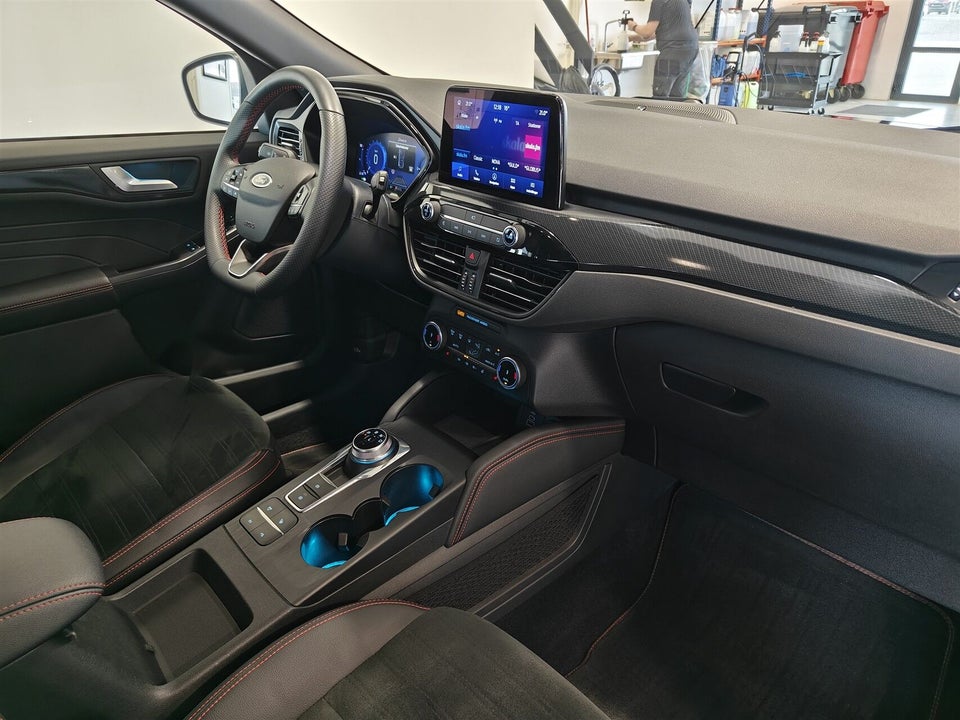 Ford Kuga 2,5 PHEV ST-Line X CVT 5d
