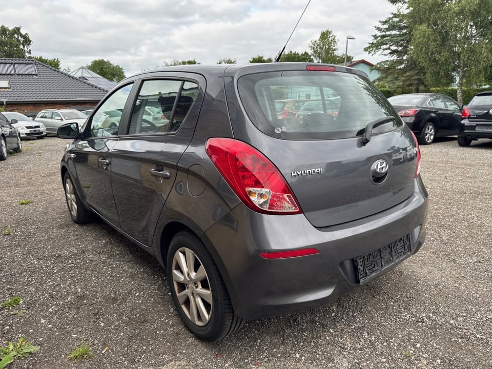 Hyundai i20 1,25 Classic XTR 5d