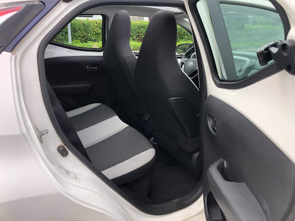 Toyota Aygo 1,0 VVT-i x-sky 5d