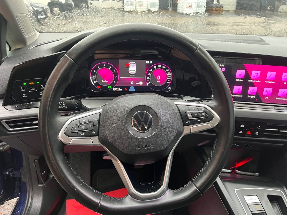 VW Golf VIII 1,5 eTSi 150 Style DSG 5d